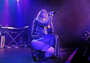 Joanna-Levesque-Performing-in-Manchester-14.jpg