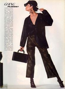 Penn_Vogue_US_April_1984_04.thumb.jpg.a5b591e0b009abc6851007288d6c4655.jpg