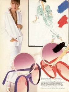 Vogue_US_June_1985_05.thumb.jpg.8dd569f93c1d0a6ea87c6811dbdf0844.jpg