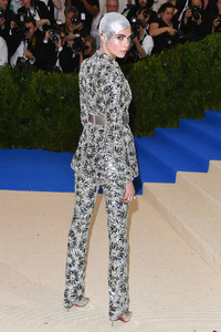 Cara Delevingne attends the 'Rei Kawakubo-Comme des Garcons Art Of The In-Between' Costume Institute Gala at Metropolitan Museum of Art on May 1, 2017 in New York City﻿ 3.jpg