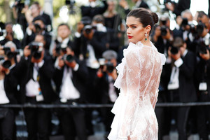 Sara+Sampaio+Killing+Sacred+Deer+Red+Carpet+36zegwOp7ZHl.jpg