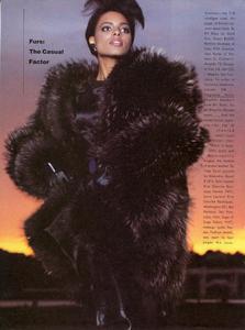 Varriale_Vogue_US_November_1983_03.thumb.jpg.1068f39f0eca58f83177d77c3c5e461b.jpg