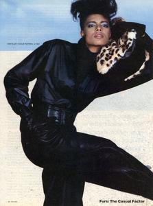 Varriale_Vogue_US_November_1983_10.thumb.jpg.27d2e9daadbd53f66b1b530826e2166b.jpg