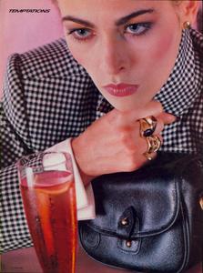 Vogue_US_November_1982_04.thumb.jpg.78bddce97f112d2b74d8894aece15975.jpg