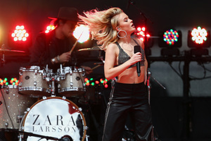 Zara_Larsson__29_.jpg