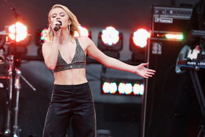 Zara_Larsson__33_.jpg