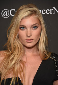 elsa-hosk-p.jpg.d769f14177d19c81bcb64481309617b1.jpg