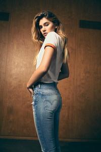 59350b9808287_stefanie-giesinger-for-levis(1).thumb.jpg.332de4925b122f9339ed380b911476f5.jpg