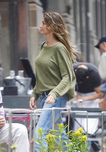    giseleb190617BZNimage111.jpg