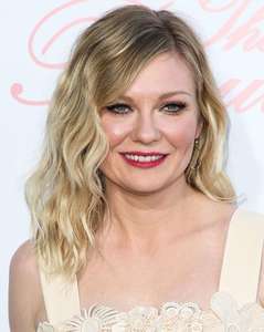 Kirsten-Dunst--The-Beguiled-Premiere-in-Los-Angeles--05.jpg