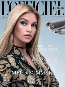 Stella-_Maxwell_L-_Officiel-_Swiss_Rowan-_Papier-201.thumb.jpg.5d6bb488a1df010c8f2398435ae7284e.jpg