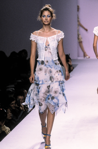 anna-sui-ss-1997-1.thumb.png.138e34d4b391a5f6fd6c39a49f2e38a3.png