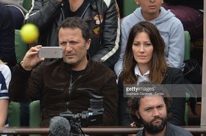 arthur-and-his-companon-mareva-galanter-attend-the-french-tennis-open-picture-id538294316.jpg