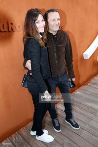 host-arthur-essebag-and-mareva-galanter-attend-day-fifteen-men-final-picture-id538250090.jpg