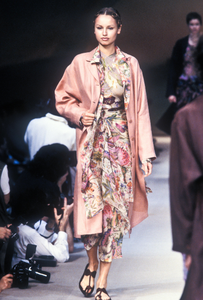 kenzo-ss-1994-1.thumb.png.5aa03248f1434b7933e8ec1b6d773f29.png