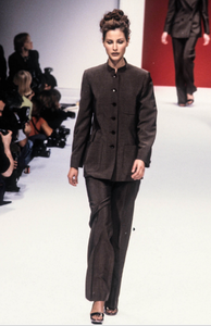 max-mara-ss-1997-4.thumb.png.c197a5a4a82337b66010547ec07b0dec.png