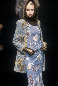 ungaro-fw-1996-4.thumb.png.c91338da837b4d8c5f8f2574e6b4a9b1.png