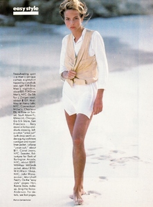 us_vogue_may_1988_22.thumb.jpg.f748ed3794b2bf785f58268346ad86fe.jpg