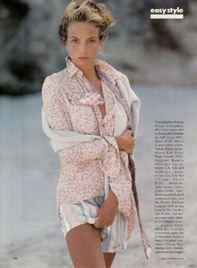 us_vogue_may_1988_27.thumb.jpg.0299d9b7a5e10993176db7105e7e1a5a.jpg