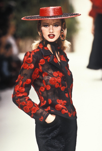 ysl-ss-1995-2.thumb.png.4d82ab6a44fad693f7545ffa0097e274.png