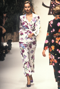 ysl-ss-1995-3.thumb.png.82c6186ee03d1455b0a94180b987e2c3.png