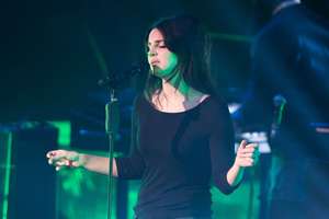 Lana-Del-Rey - Performs-at-O2-Academy-Brixton--09.jpg