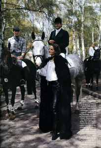 Anja-Kneller-Vogue-Germany-July-1993-Berlin-Doug-Ordway-06.thumb.jpg.7e27a0baba61ac031146e6d24419bdf3.jpg