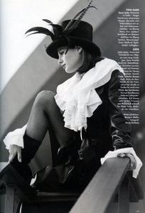 Anja-Kneller-Vogue-Germany-July-1993-Leder-Soft-Doug-Ordway-02.thumb.jpg.f5652142f7ee7281458408bff8a5d7d2.jpg