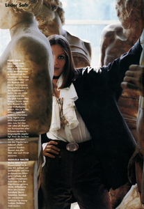 Anja-Kneller-Vogue-Germany-July-1993-Leder-Soft-Doug-Ordway-05.thumb.jpg.38881e4db6ec116ee215db00e1b4396f.jpg