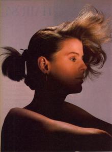 Josie_Hiro_Vogue_US_July_1984.thumb.jpg.3bed82c6cfd44c54fc3f3d905f50fe22.jpg