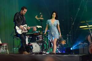 Lana-Del-Rey-Performs-at-Lollapalooza--02.jpg