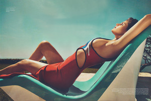 alexandra_daddario-gqspain_010.jpg