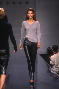 bcbg-fw-1997-1.thumb.jpg.fed89dc6424bfb6991a31367d18fd8a8.jpg