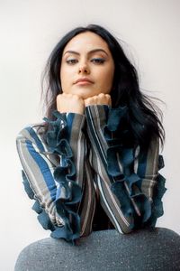 camila-mendes-office-magazine-2017-3.thumb.jpg.42da54194cafa829909071292bded8bd.jpg