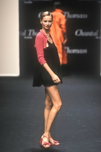 chantal-thomas-ss-1995-1.thumb.jpg.08b91658087e5a44fac9ef6045c7c8c7.jpg