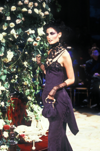 christian-dior-ss-1998-2.thumb.png.616d0850d47a8d55ed84027ec8625f46.png