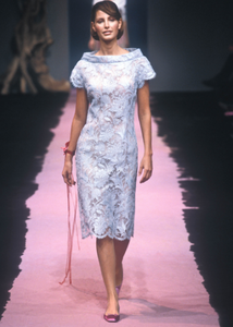 christian-lacroix-ss-1999-1.thumb.png.6d2cb45913073f4ef563018cf20c5c0e.png