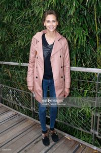 host-ophelie-meunier-attends-day-fifteen-men-singles-final-of-the-picture-id538251514.jpg