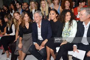 julia-toledano-nina-agdal-ophelie-meunier-sidney-toledano-and-noemie-picture-id456308238.jpg