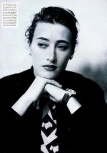 marie_claire_fr_jan_1992_30.thumb.jpg.a095a55ba0646a269b53e859e2401e46.jpg