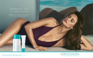 mariel-jimenez-acd-copywriter-moroccanoil-ad_sun2017-web2.thumb.jpg.cbbd73adce71ed5cd30b2eff4f7c9fe2.jpg