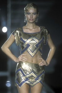 paco-rabanne-hc-ss-1999-4.thumb.jpg.4adefe1f577642952bef9e60859bb515.jpg