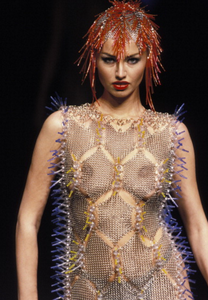 paco-rabanne-ss-1998.thumb.png.f720c802363cfa6371424eaa07147c1d.png