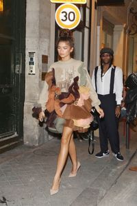 zendaya-coleman-ritz-hotel-in-paris-07-04-2017-1.jpg