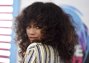     zendaya130817BZNImage5.jpg