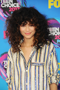     zendaya130817BZNImage7.jpg