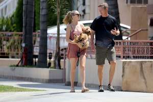 Abby-Champion-walks-her-dog-in-LA--15.jpg