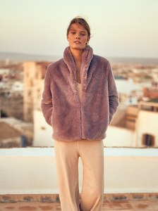 Anthropologie-Fall-2017-1.thumb.jpg.4dee1d1b200ace0a72320771078021ee.jpg