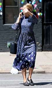 Dianna-Agron-out-and-about-in-Soho--01.jpg