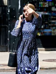 Dianna-Agron-out-and-about-in-Soho--09.jpg